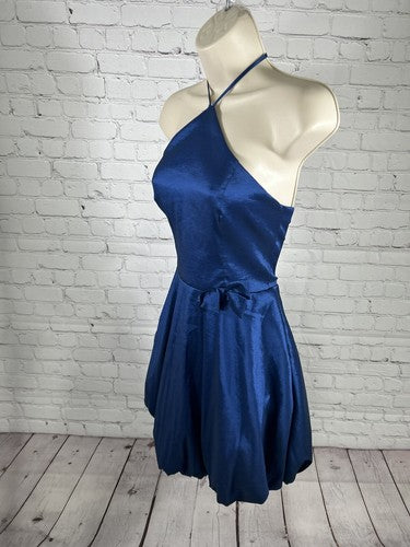 Teeze Me Blue Halter Short Bubble Hem Fit And Flare Party Dress Junior’s 9