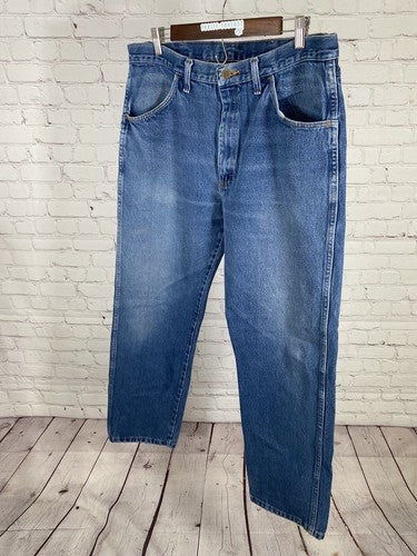 VTG Rustler Medium Wash Denim Blue Straight Leg Mid Rise Men’s Jeans (36 x 31)