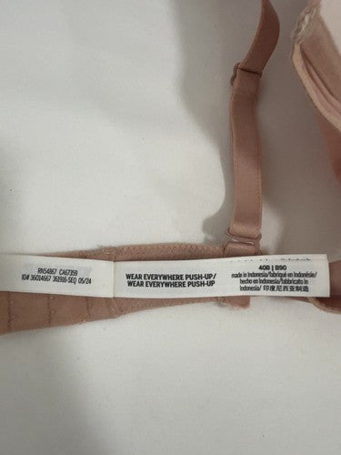 Victoria's Secret PINK Wear Everywhere Push-Up Lined Underwire Bra 40B