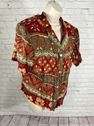 VTG Alix Taylor Short Sleeve Geometric Shoulder Padded Oyster Shell Button Up 18