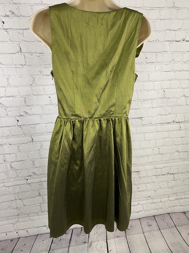 Fab’rik Shiny Green V Neck Ruffle Flower Sleeveles A Line Dress M Medium