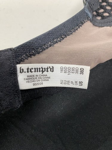 B. Tempt’d Opaque Black Full Coverage Unwired Back Close Bra 38D