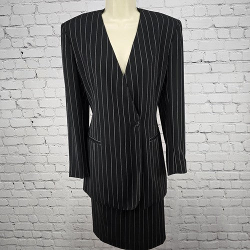 VTG Noviello Bloom Bergdorf Goodman Black Pinstriped Two Piece Skirt Suit Size 4