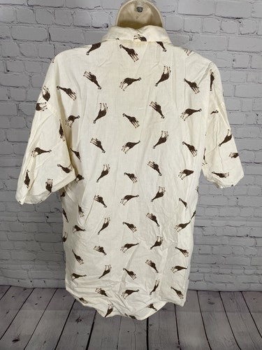 VTG Panama Jill Off White Short Sleeve Button Up Collared Giraffe Shirt Womens M