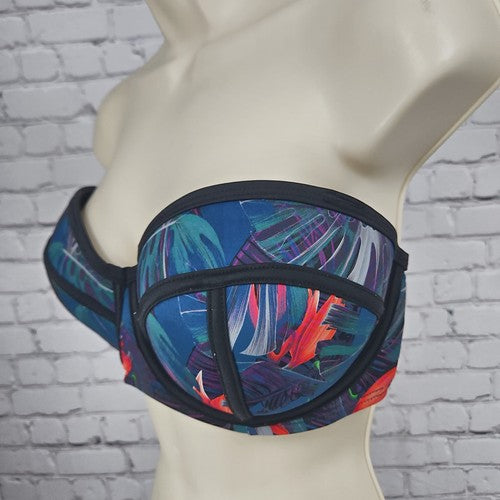 Swimsuits For All Blue Tropical Print Underwire Bandeau Bikini Swim Top 18