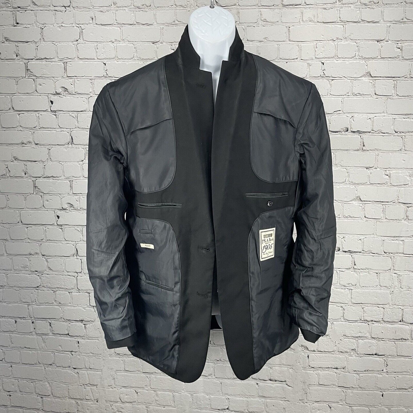 Jos A Bank 1905 Black 100% Wool Slim Fit 2 Button Vented Notch Suit Blazer 46R