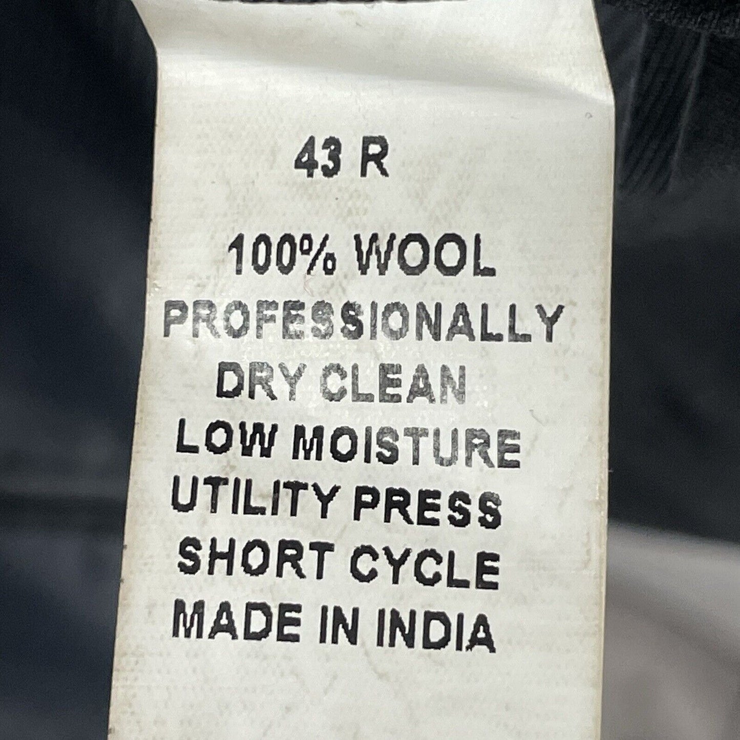 Jos A Bank 1905 Black 100% Wool Slim Fit 2 Button Vented Notch Suit Blazer 46R