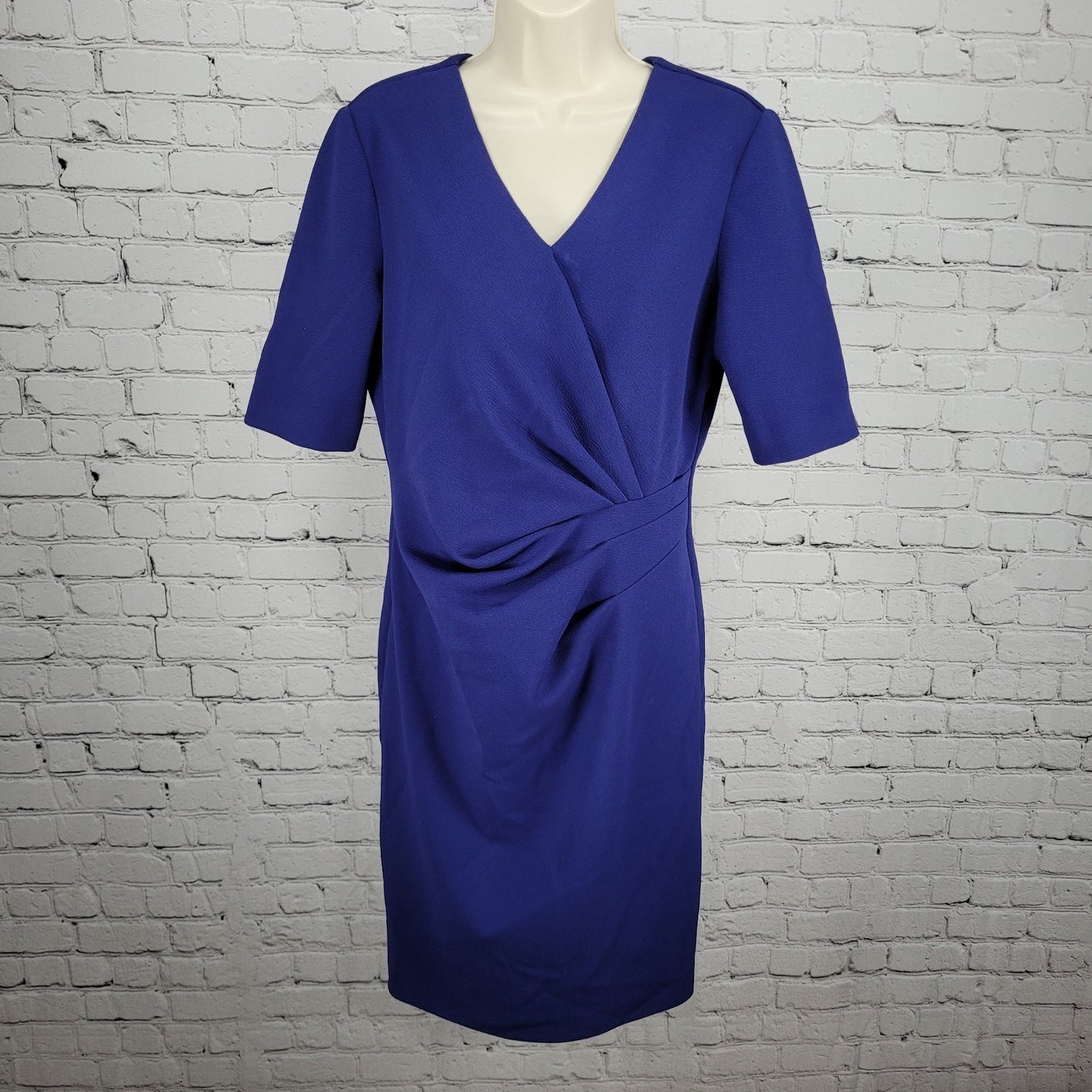 Tahari Blue Short Sleeve Pleated Gathered Waist Stretch Sheath Dress Size 6