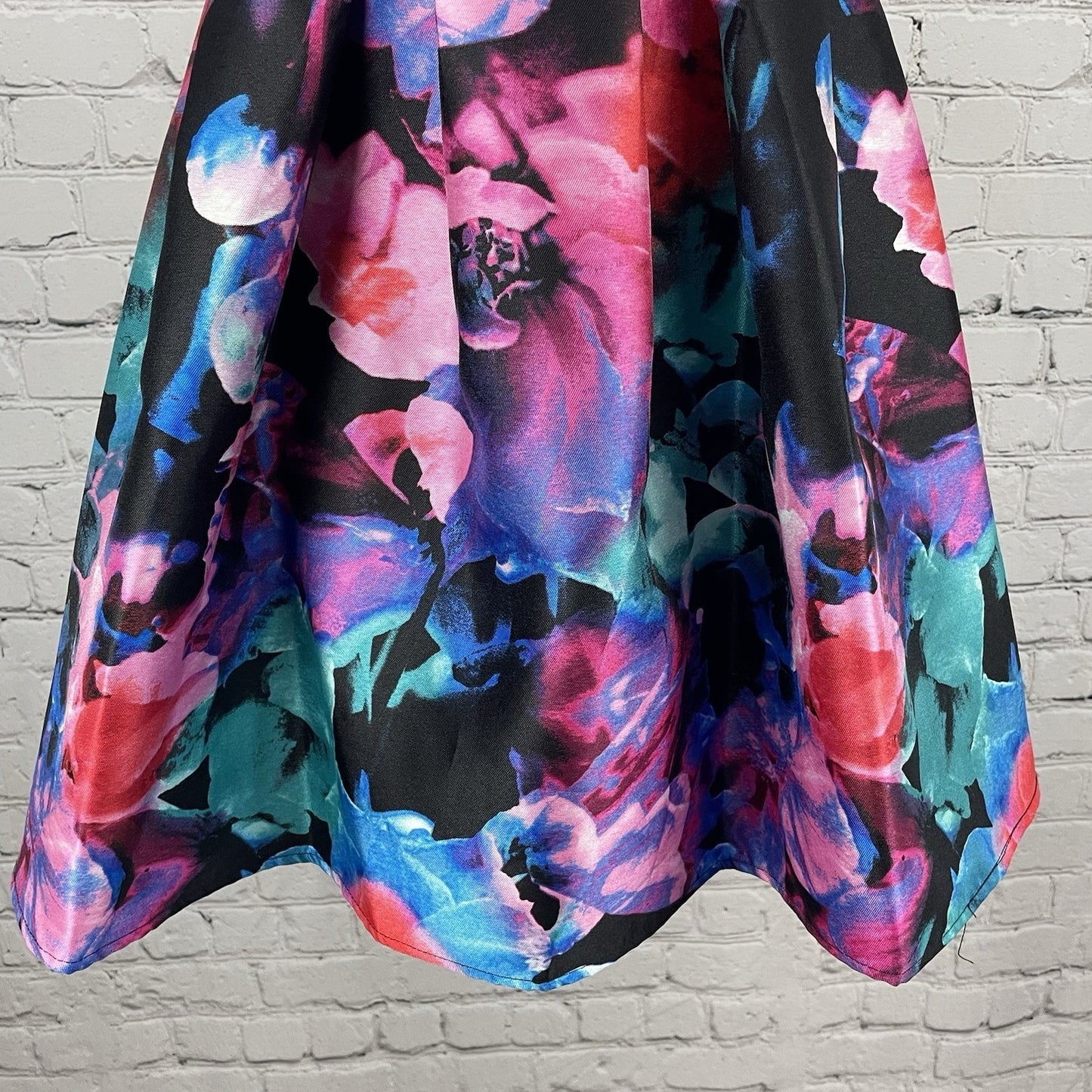 B. Darlin Floral Strapless Pleated Zip Closure Fit & Flare Mini Dress Size 3/4