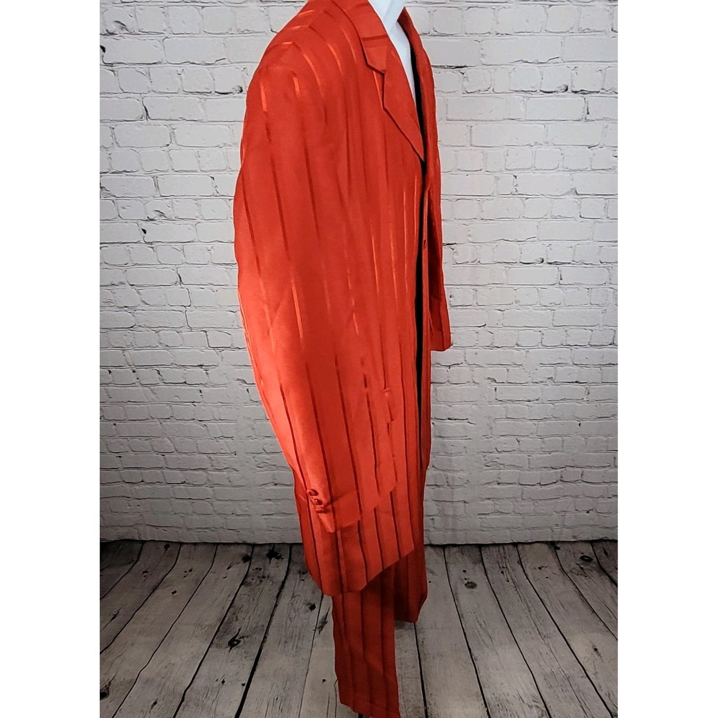 Vittorio St Angelo Red Satin Striped 2 Piece Suit Set Jacket Size 46 Pants 39x30