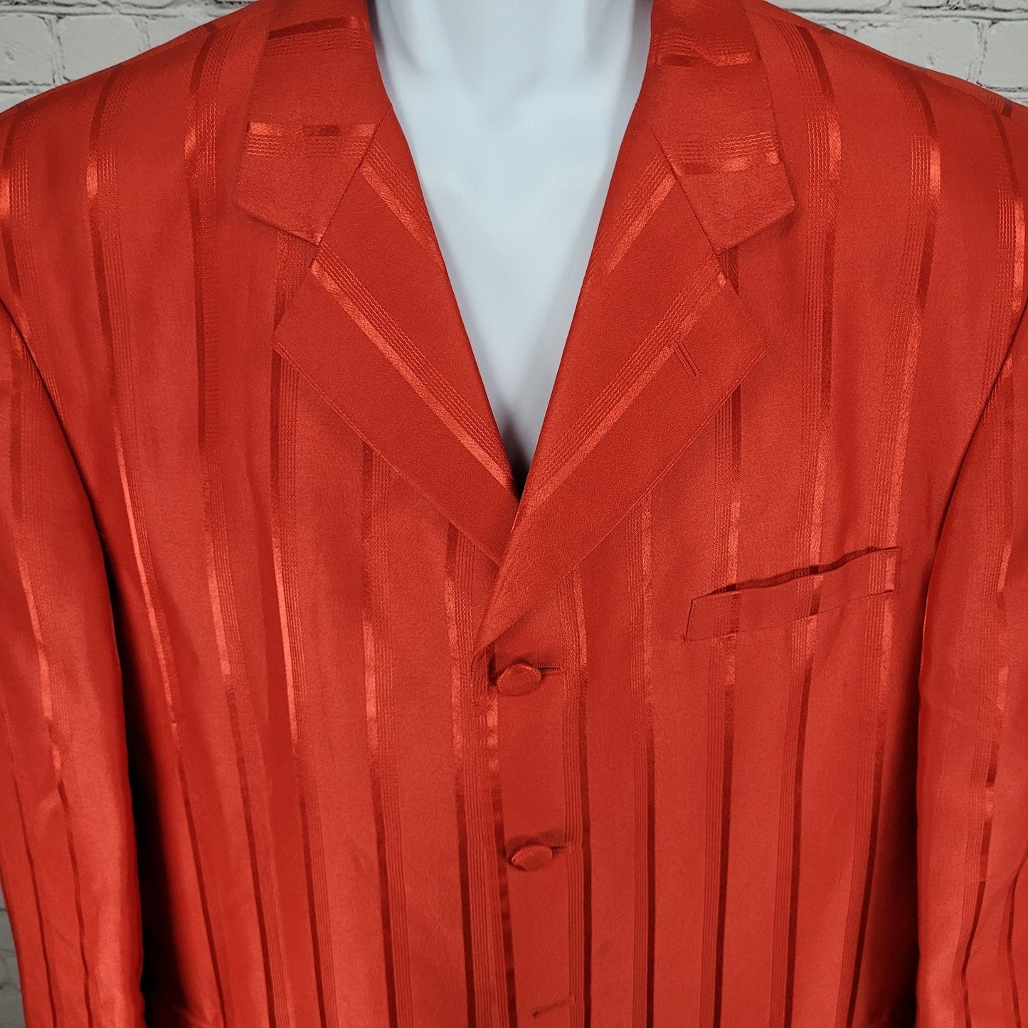 Vittorio St Angelo Red Satin Striped 2 Piece Suit Set Jacket Size 46 Pants 39x30