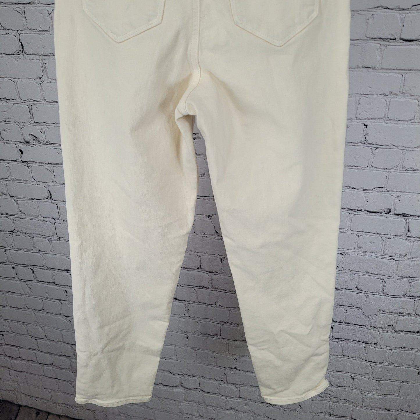 Athleta Cream Sculptek Stretch Denim High Rise Tapered Leg Jeans Size 2 (26x27)