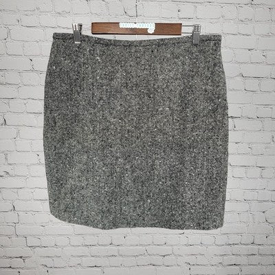 VTG Lizsport Black & White 100% Wool Lined Back Slit Skirt Size 16 (30x21)