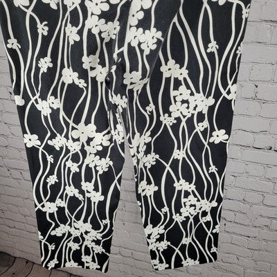 Talbots Black & White Floral Stretch Mid Rise Pants USA Made Size 8 (28x26)