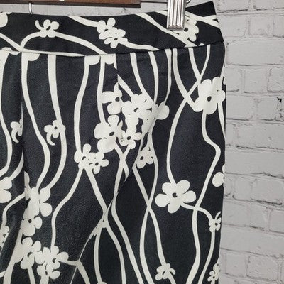 Talbots Black & White Floral Stretch Mid Rise Pants USA Made Size 8 (28x26)