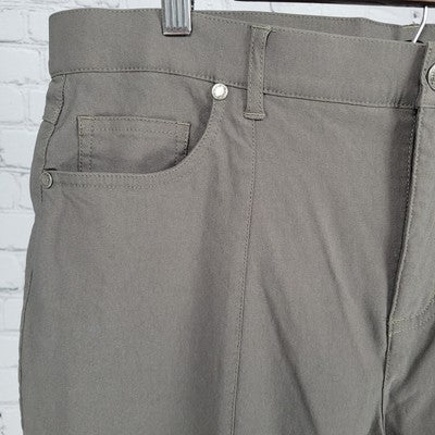 Ur Rebel Green Grey High Rise Lightweight Stretch Straight Pants Size 16 (34x31)