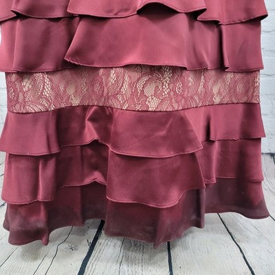Adrianna Papell Deep Red Lace Layered Sleeveless Maxi Bridesmaid Dress Size 10