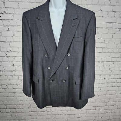 Haggar Imperial Grey Pinstriped Double Breasted Peak Blazer Sport Coat USA 45R
