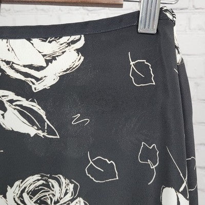 VTG Express Campagnie Internationale Black White Roses Chiffon Unlined Skirt 1/2