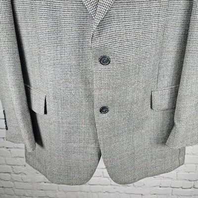 Jos A Bank Grey 100% Wool 2 Button Single Vented Notch Blazer Sport Coat 43R