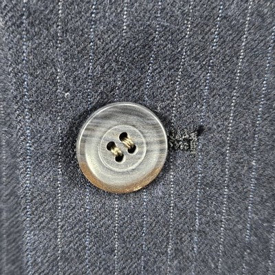 VTG Bill Blass Navy Pinstriped 2 Button Vented Notch Blazer Sport Coat USA 46L