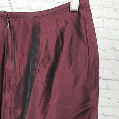 Tahari Dark Red Back Slit Lightweight Lined Straight Pencil Skirt Size 8 (25x19)