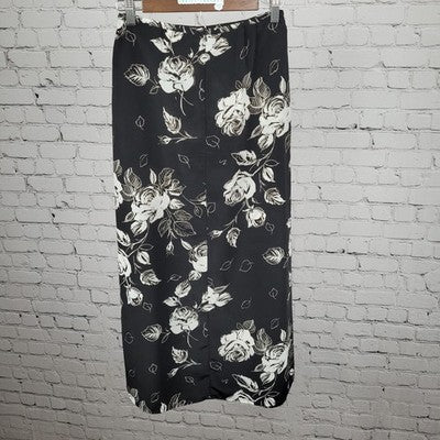 VTG Express Campagnie Internationale Black White Roses Chiffon Unlined Skirt 1/2