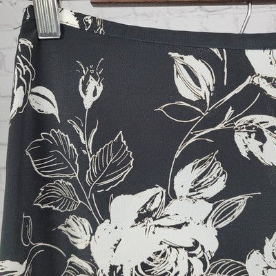 VTG Express Campagnie Internationale Black White Roses Chiffon Unlined Skirt 1/2