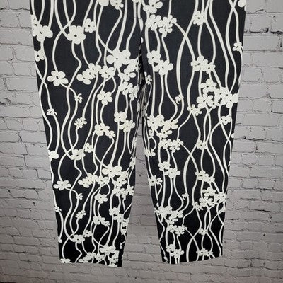 Talbots Black & White Floral Stretch Mid Rise Pants USA Made Size 8 (28x26)