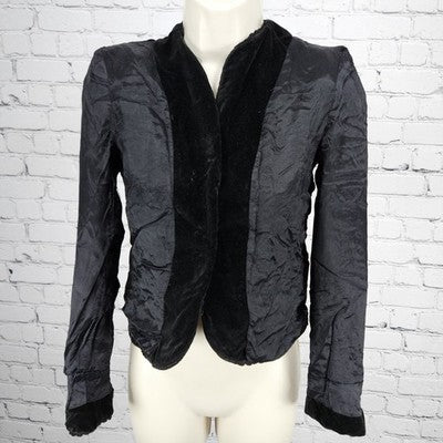 VTG The Villager Black Velvet Open Lined Intricate Trim Goth Collarless Jacket 4