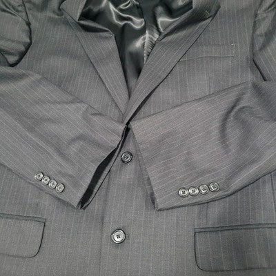 Jos A Bank Black 100% Wool Pinstriped 2 Button Notch Blazer Sport Coat 44L