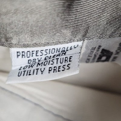 VTG Cricketeer Grey Windowpane 2 Button Vented Notch Blazer Sport Coat USA 48