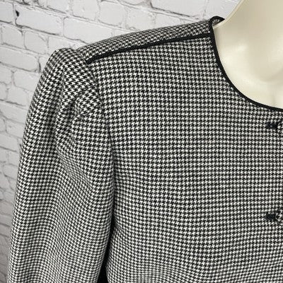 VTG Sasson Black & White Wool Blend Houndstooth Buttoned Jacket Size 12/13