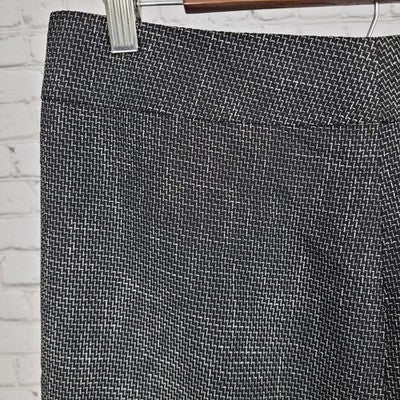Georgiou Career Concept Black Pleated Hem Knee Length Lined Skirt Size 8 (29x21)