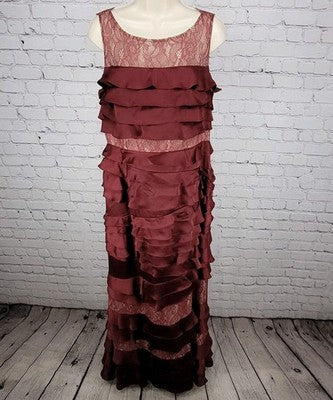 Adrianna Papell Deep Red Lace Layered Sleeveless Maxi Bridesmaid Dress Size 10