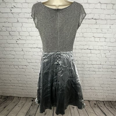JS Collections Grey Metallic Fit & Flare Short Sleeve Prom Evening Dress Size 12