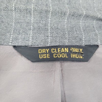 VTG The Barrister Collection Grey Pinstriped 2 Button Notch Blazer Sport Coat 38