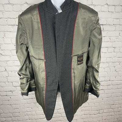 VTG Botany 500 Grey Pinstriped 2 Button Vent Blazer Sport Coat USA Made Size 41S