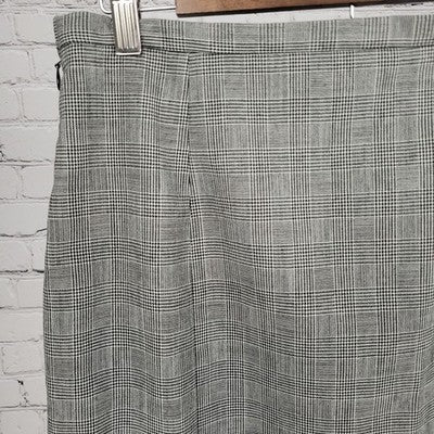 VTG Pendleton Black & White 100% Virgin Wool Check Skirt USA Made Size 8 (30x27)