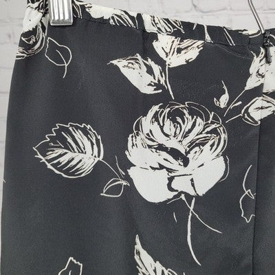 VTG Express Campagnie Internationale Black White Roses Chiffon Unlined Skirt 1/2