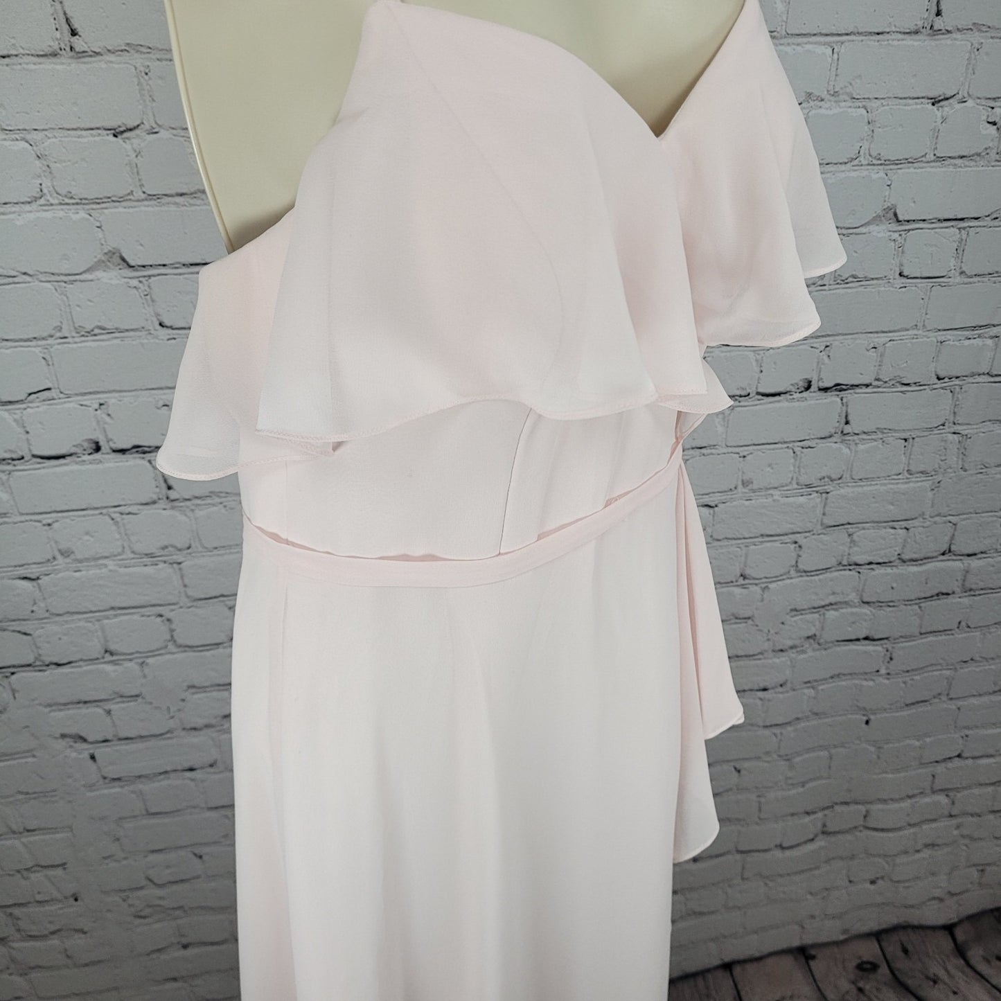 Azazie Pink Chiffon Empire Waist Strappy Padded Lined Maxi Gown Dress Size A6