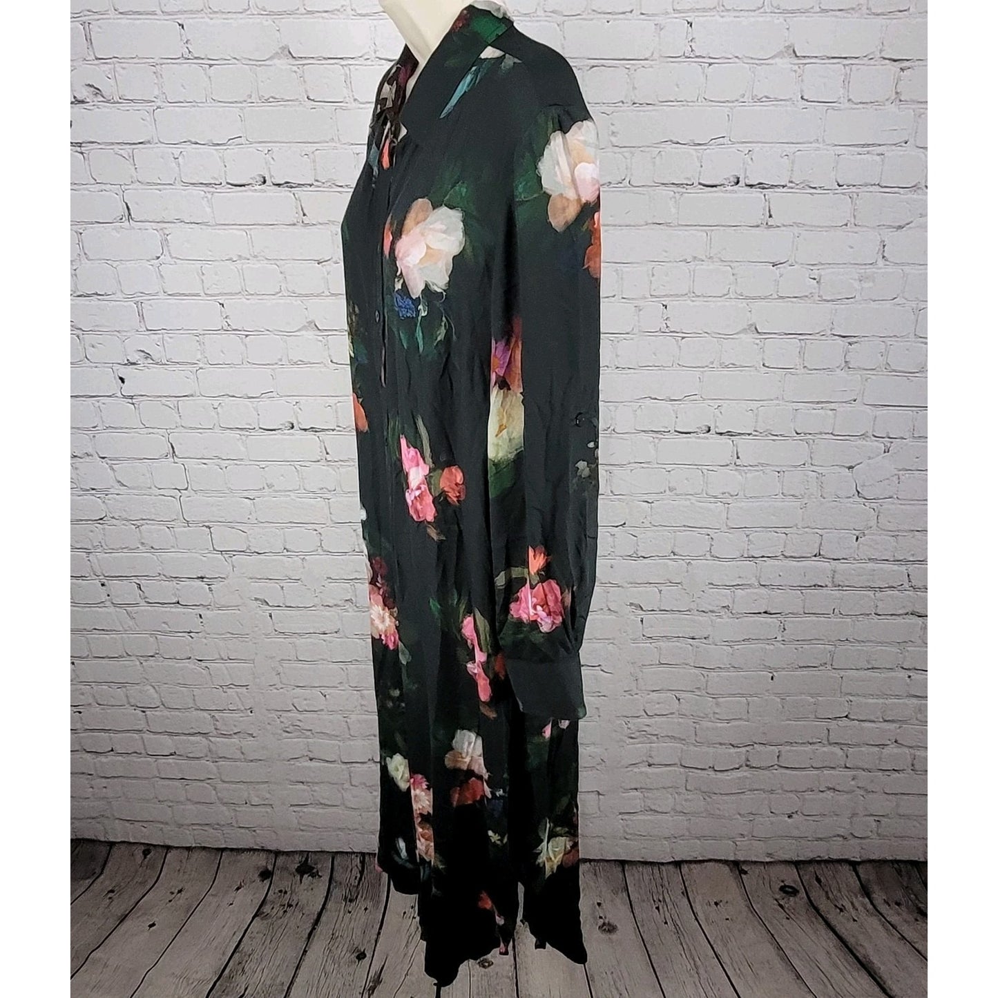 Finley Black Floral Lightweight Long Sleeve Shirt Dress USA Made Size Medium M