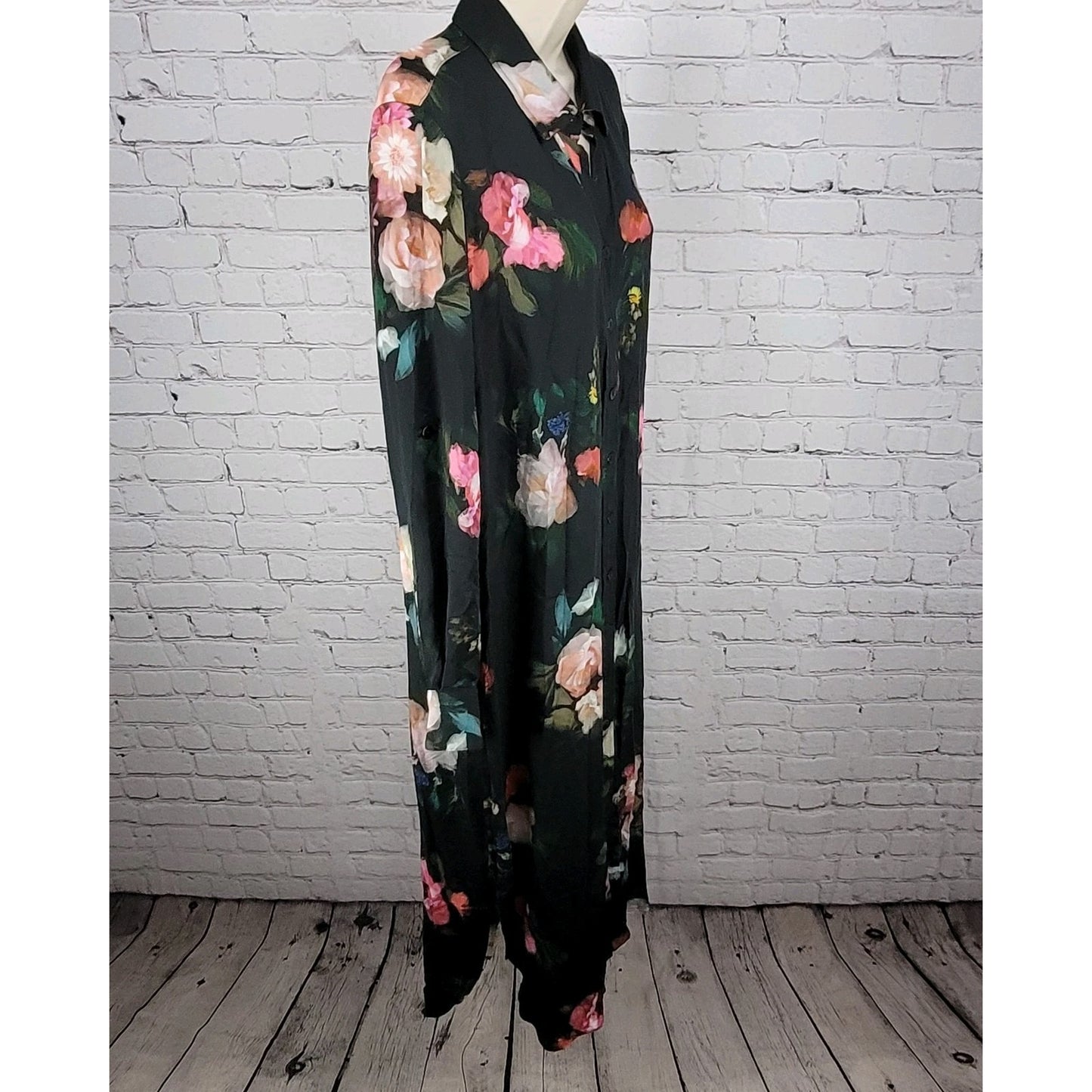Finley Black Floral Lightweight Long Sleeve Shirt Dress USA Made Size Medium M