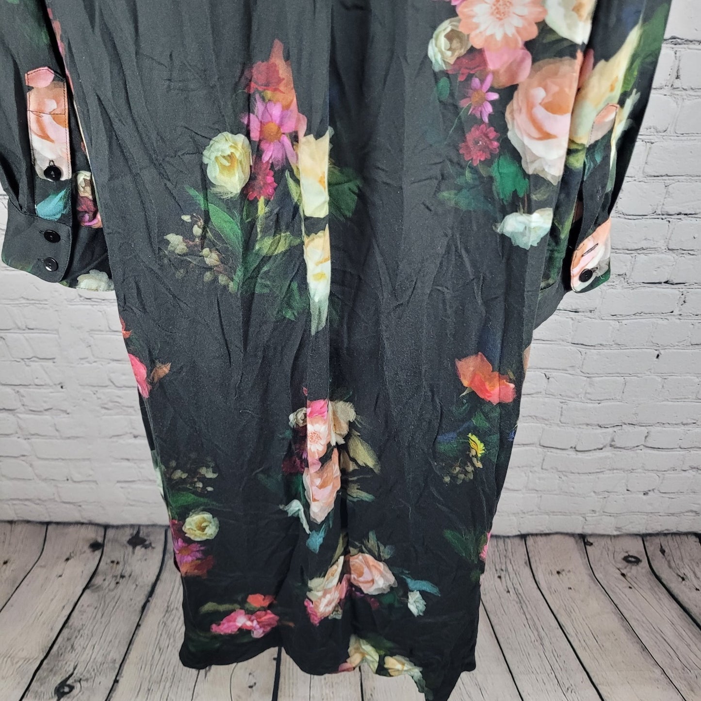 Finley Black Floral Lightweight Long Sleeve Shirt Dress USA Made Size Medium M