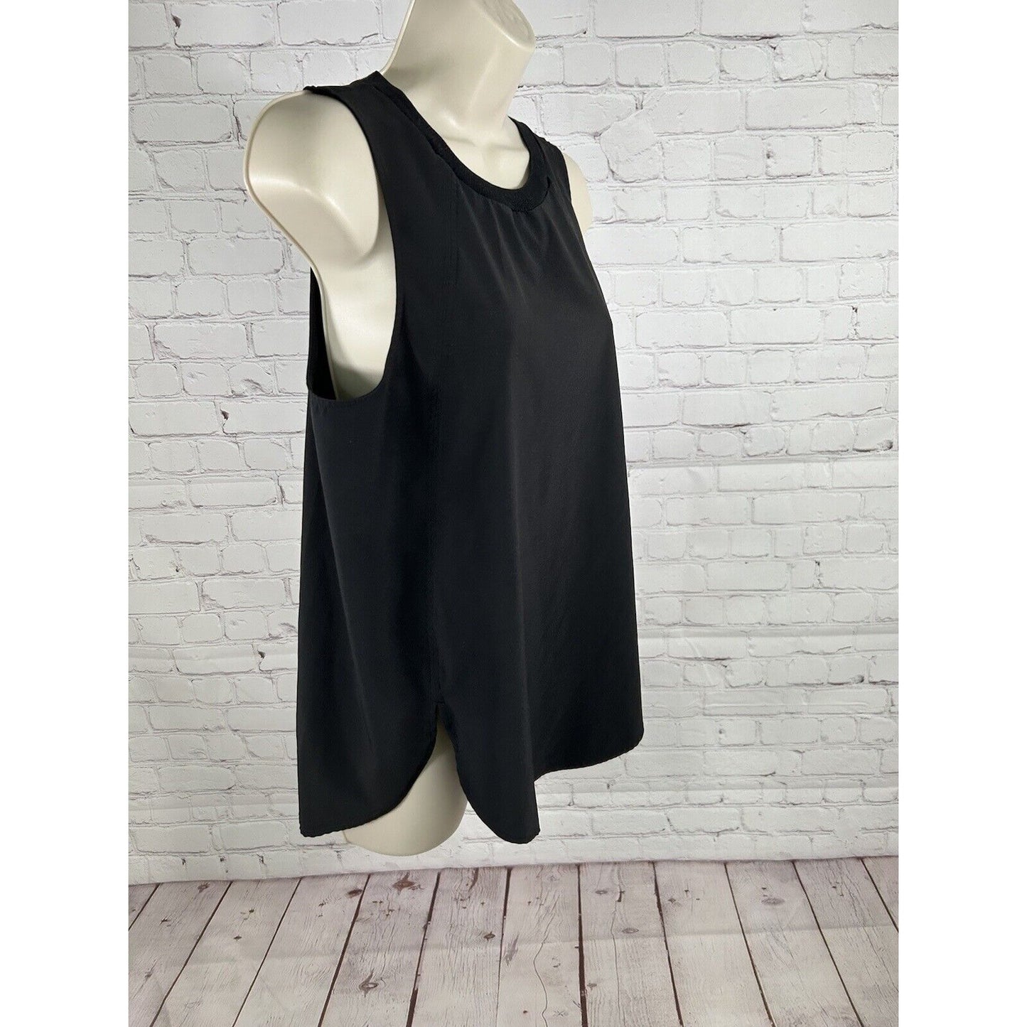 Athleta Solid Black Athletic Workout Sleeveless Lightweight Tank Top Women’s S