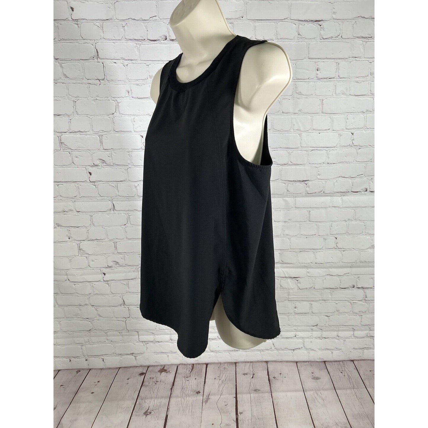 Athleta Solid Black Athletic Workout Sleeveless Lightweight Tank Top Women’s S