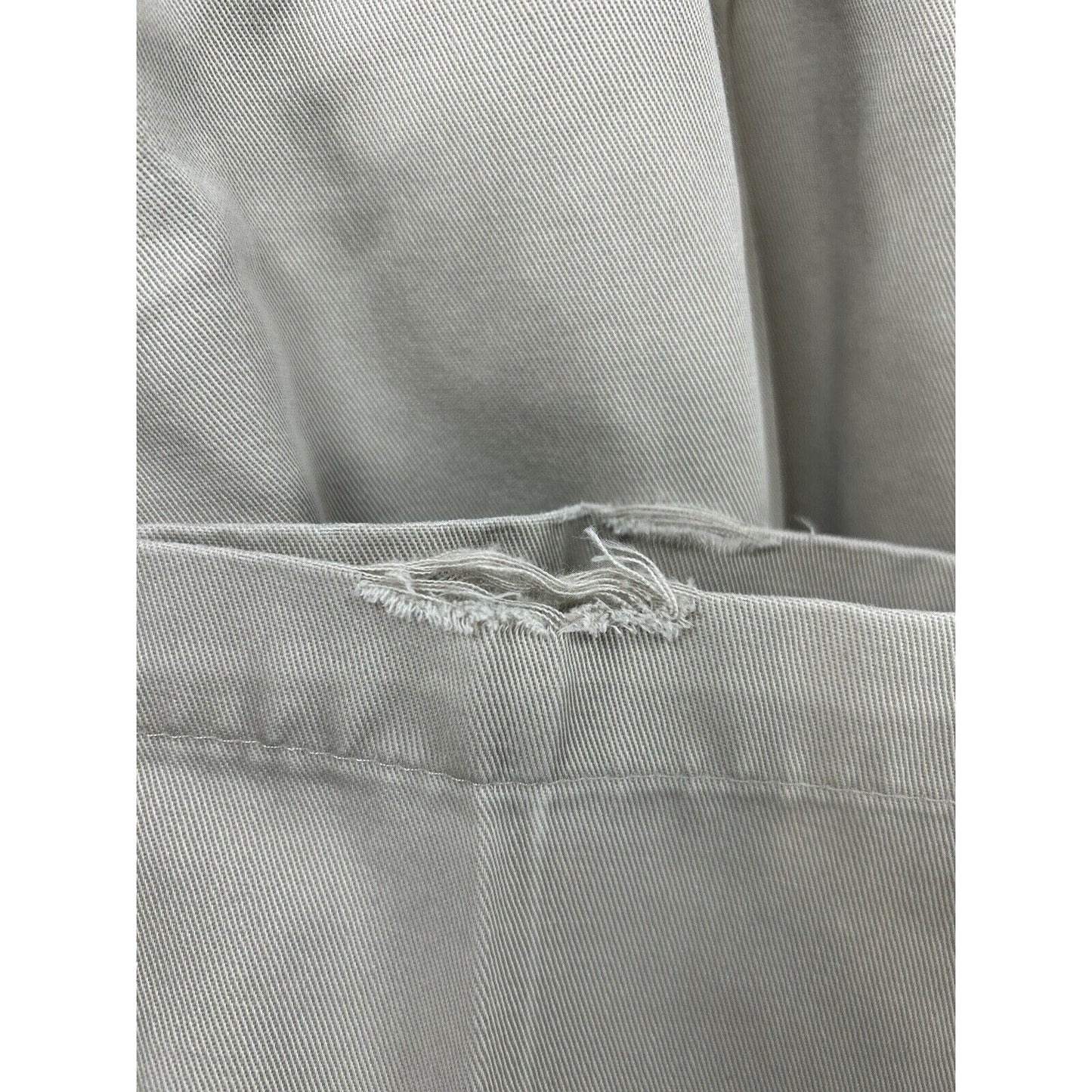Wrangler Riata Light Tan Straight Leg 100% Cotton Khaki Pants Size 31x30- 95KH