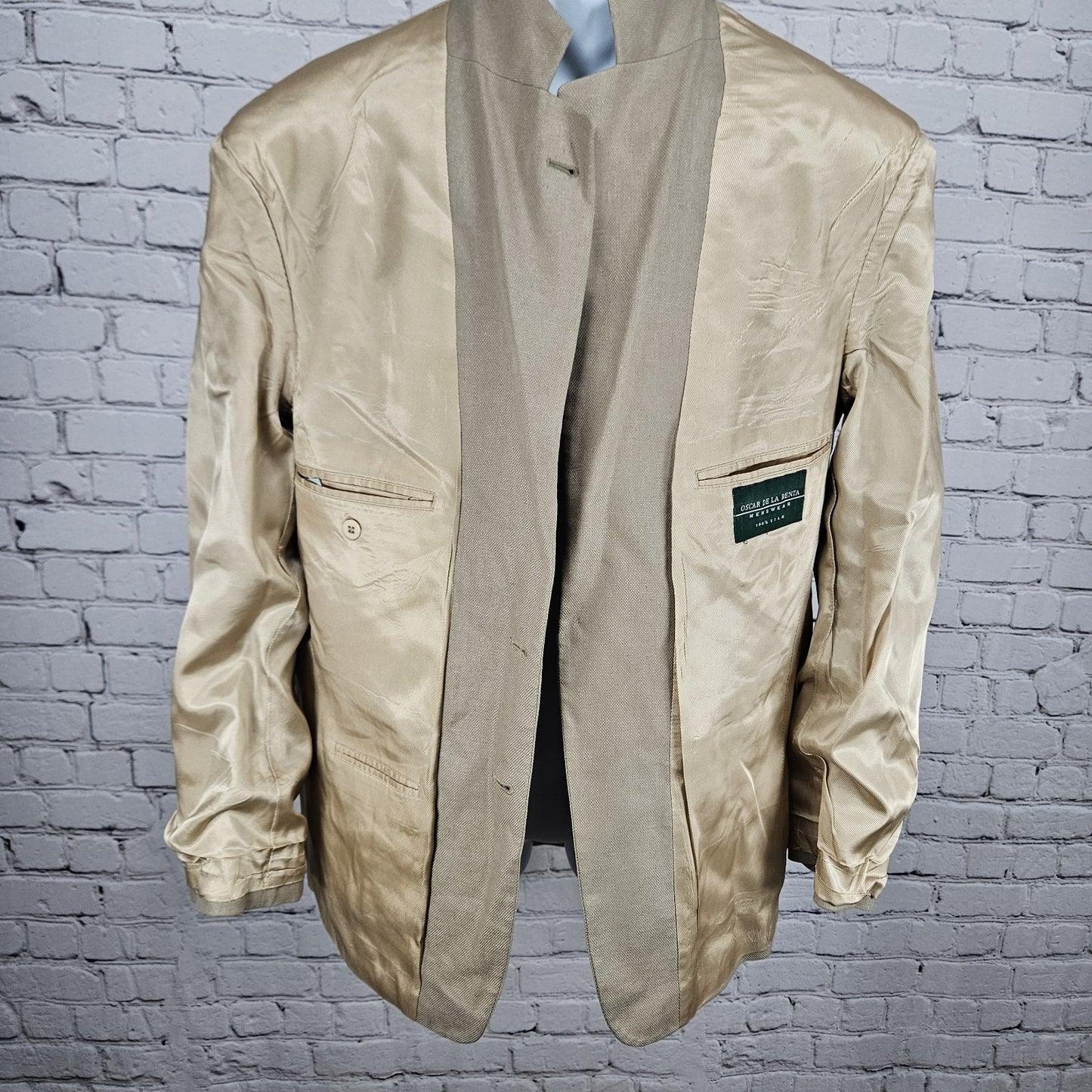 Oscar De La Renta Tan 100% Silk 2 Button Ventless Notch Blazer Sport Coat 40S