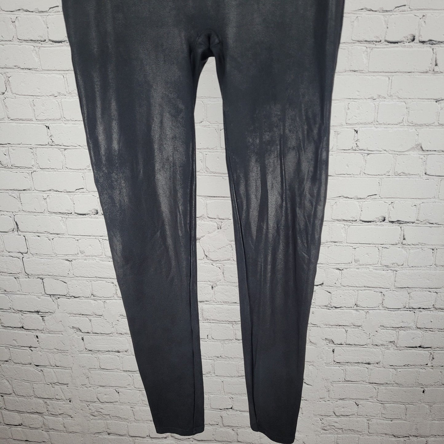 Spanx Black Faux Leather Shiny Mid Rise Ankle Leggings Pants Large L (28x28)