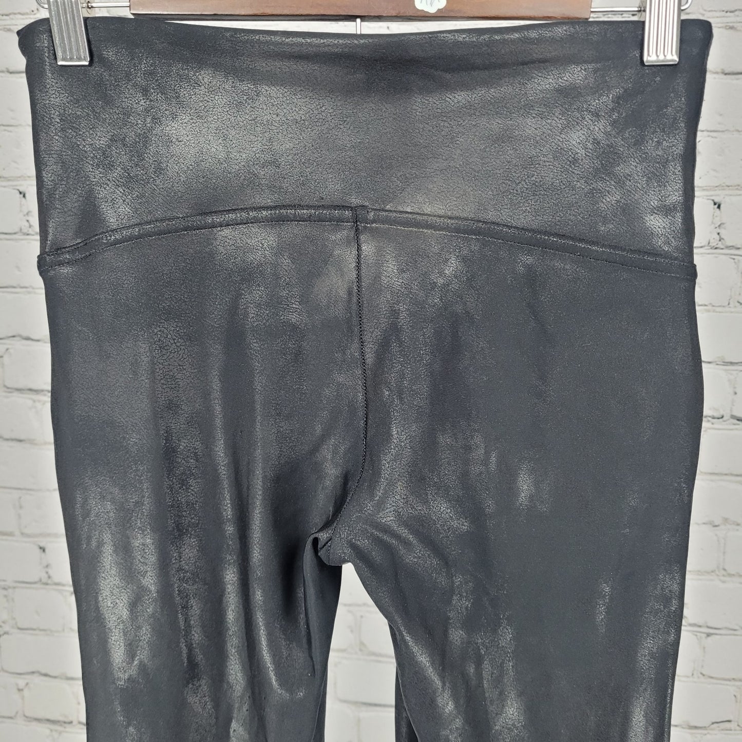 Spanx Black Faux Leather Shiny Mid Rise Ankle Leggings Pants Large L (28x28)